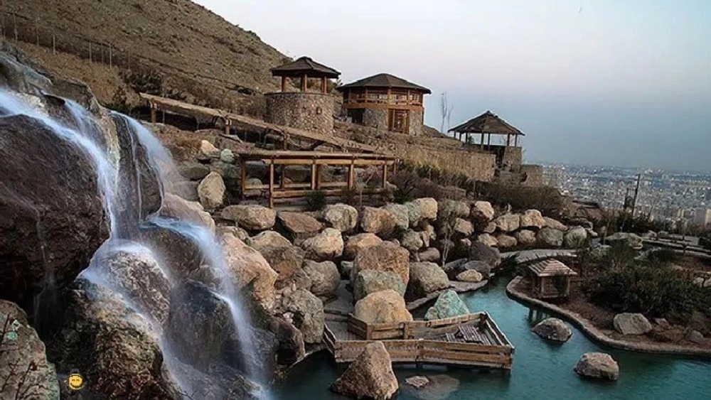 اجرای آبشار صخره ای در شیراز