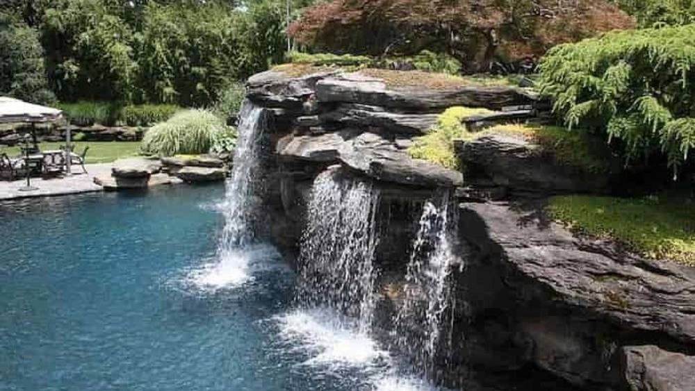 اجرای آبشار صخره ای در شیراز اجرای آبشار صخره ای در شیراز